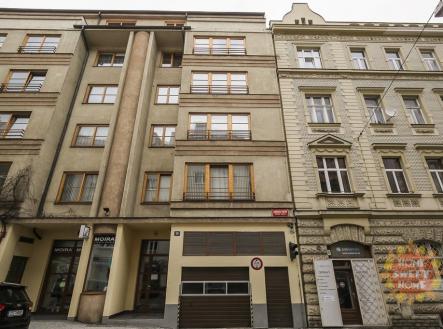 0152f9f3c3cecdecbbb28a49c4892e8e.jpg | Pronájem - malý objekt/garáž