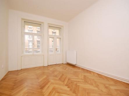7a73f385bd7a47309c7af2651c3ca9aa.jpg | Pronájem bytu, 2+1, 75 m²