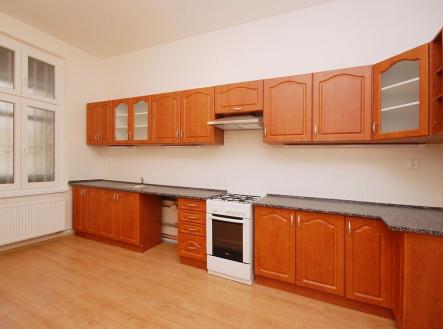 466e39a021e7ea07ff58aec0d0a84302.jpg | Pronájem bytu, 2+1, 75 m²