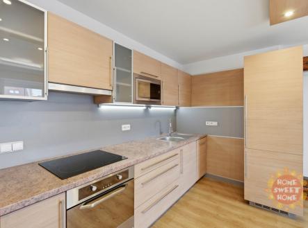 002.jpg | Pronájem bytu, 2+kk, 64 m²