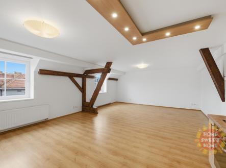 003.jpg | Pronájem bytu, 2+kk, 64 m²