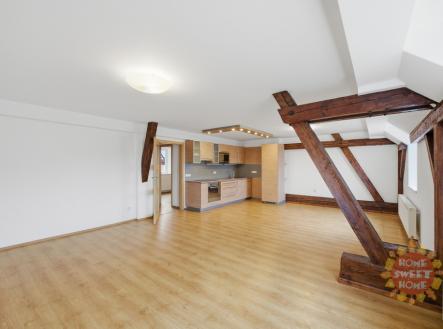 001.jpg | Pronájem bytu, 2+kk, 64 m²