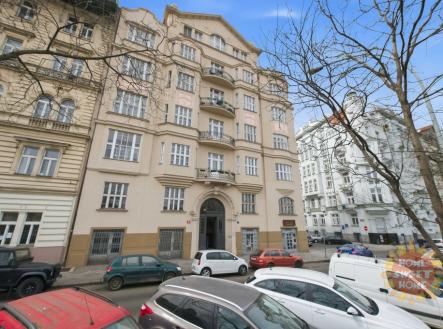 009.jpg | Pronájem bytu, 4+1, 143 m²