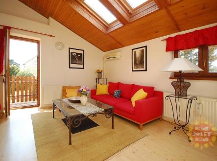 e532ea5fbe70186f2855b308decbf7cf.jpg | Pronájem bytu, 2+1, 58 m²
