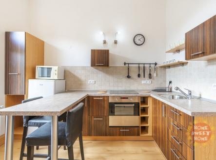 zom-4632-hdr.jpg | Pronájem bytu, 1+kk, 44 m²