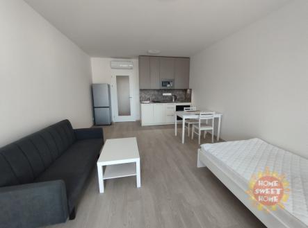 img-20260504-091415.jpg | Pronájem bytu, 1+kk, 42 m²