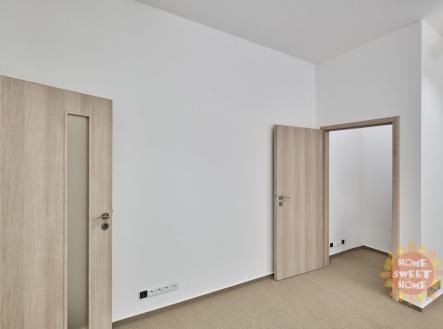 fjo7212-hdr-web-1024x682.jpg | Pronájem - kanceláře, 101 m²