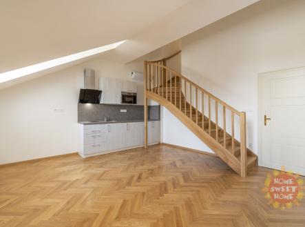 zom-1150-hdr.jpg | Pronájem bytu, 2+kk, 62 m²