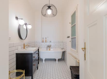 002-1.jpg | Pronájem bytu, 2+1, 84 m²