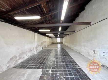 img-8944.jpeg | Pronájem - skladovací prostor, 108 m²