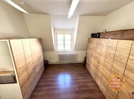 img-8234.jpeg | Pronájem - kanceláře, 32 m²