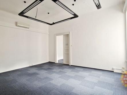 2.jpg | Pronájem - kanceláře, 91 m²