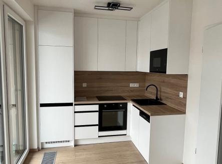8183aef0-0ce6-44ac-a107-d46fc40030af.jpg | Pronájem bytu, 1+kk, 42 m²