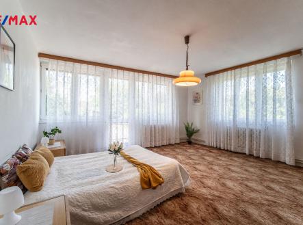 Ložnice s balkonem | Prodej - dům/vila, 140 m²