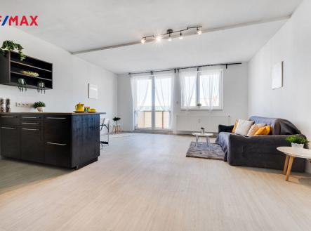 Obývací pokoj s kuchyňským koutem | Prodej bytu, 3+kk, 77 m²