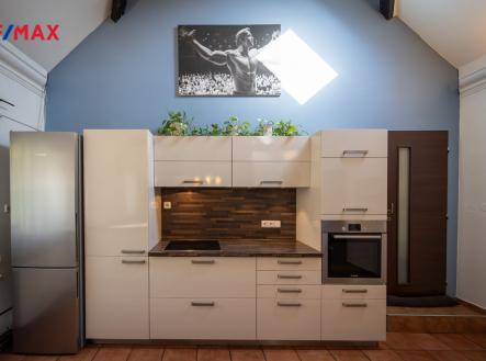 radostice-434a0940-1.jpg | Prodej - dům/vila, 176 m²