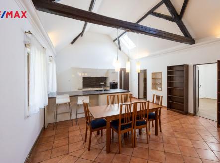 Prodej - dům/vila, 176 m² obrázek