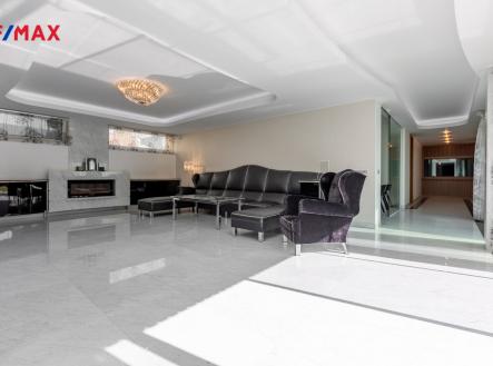 216a9238-hdr-edit-1.jpg | Prodej - dům/vila, 365 m²