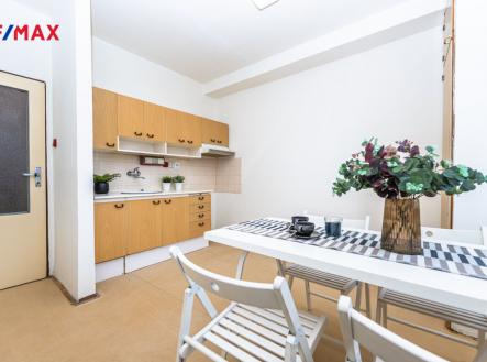 4-kuchyn.jpg | Prodej bytu, 3+1, 70 m²