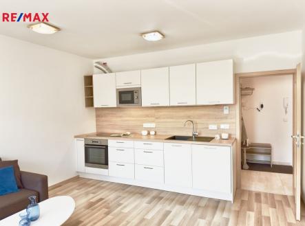 003-2.jpeg | Pronájem bytu, 2+kk, 54 m²