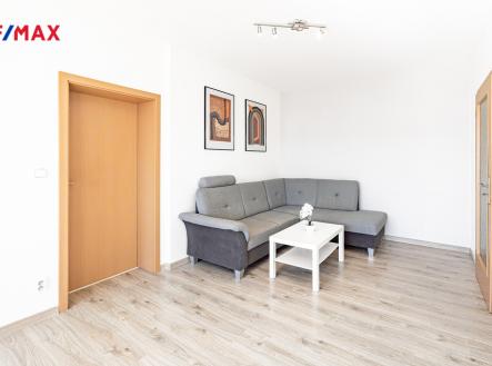 mratin-11.jpg | Prodej bytu, 2+kk, 56 m²
