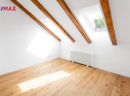 jb-4121x.jpg | Pronájem bytu, 1+kk, 44 m²