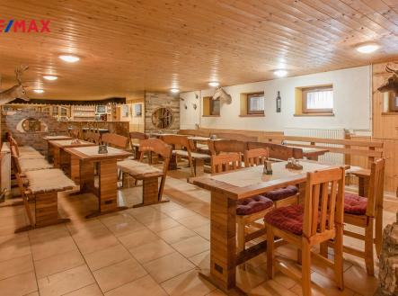 penzion-lucina-56-1.jpg | Prodej - hotel, 1 000 m²
