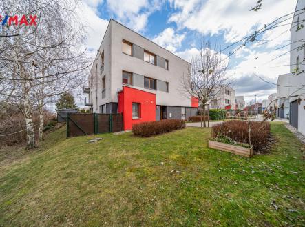 U Svahu 28, Praha-Slivenec | Pronájem bytu, 1+kk, 32 m²