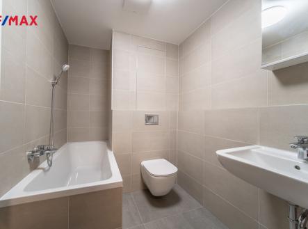 byt-karla-guta-5.jpg | Pronájem bytu, 2+kk, 50 m²