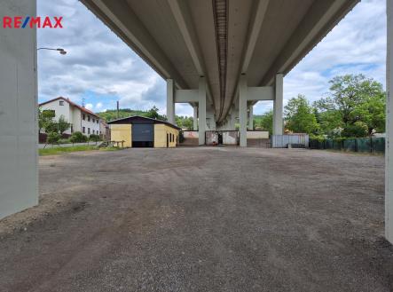 20250517-152410.jpg | Pronájem - pozemek pro komerční výstavbu, 1 216 m²