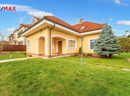 rd-pruhonice-32.jpeg | Pronájem - dům/vila, 280 m²