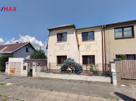 foto-z-venku.png | Prodej - dům/vila, 171 m²