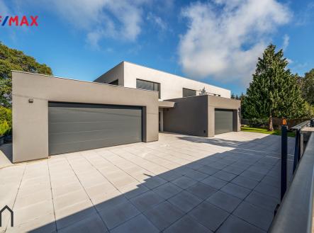 01.jpg | Prodej - dům/vila, 312 m²