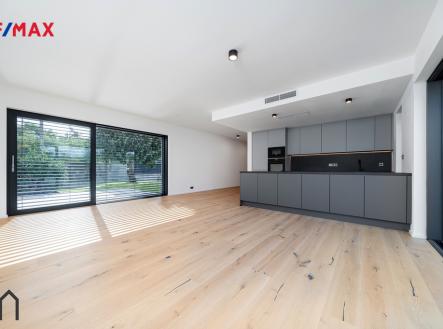 2.jpg | Prodej bytu, 3+kk, 205 m²