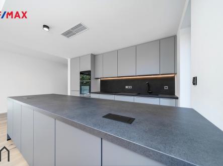 3.jpg | Prodej bytu, 3+kk, 205 m²