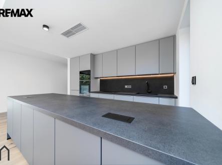 3.jpg | Prodej bytu, 3+kk, 205 m²