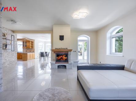 ob2.jpg | Prodej - dům/vila, 229 m²