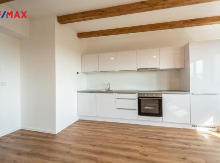 byt-brod-pronajem-4.jpg | Pronájem bytu, 4+kk, 130 m²
