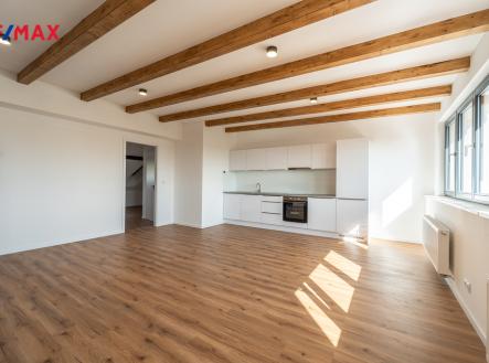 byt-brod-pronajem-2.jpg | Pronájem bytu, 4+kk, 130 m²