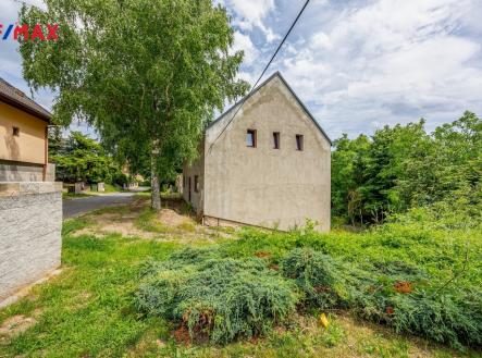 Pohled na dům z ulice | Prodej - dům/vila, 208 m²