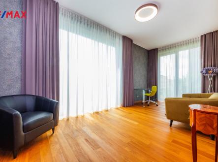 mg-4215.jpg | Prodej - dům/vila, 820 m²