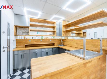 2025-07-21-111656-hdr.jpg | Prodej - restaurace, 70 m²