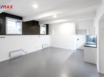 jb-7990.jpg | Pronájem bytu, 1+kk, 26 m²