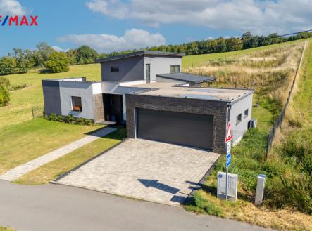 dji-20250904150436-0576-d-kopie.jpg | Prodej - dům/vila, 162 m²