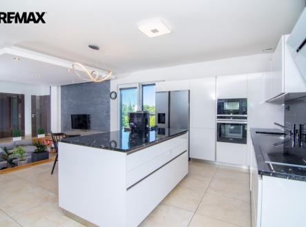 fja-6473.jpg | Prodej - dům/vila, 162 m²