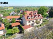 Prodej - dům/vila, 253 m²