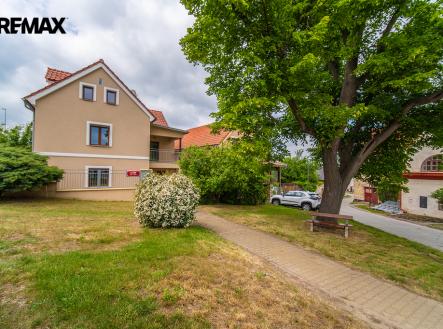 Prodej - dům/vila, 253 m² obrázek