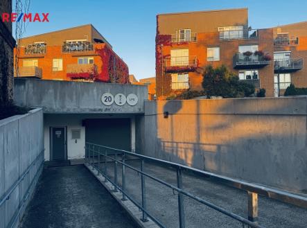 img-7712.jpeg | Prodej - malý objekt/garáž