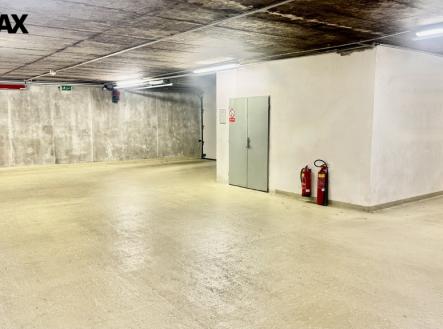 img-7706.jpeg | Prodej - malý objekt/garáž