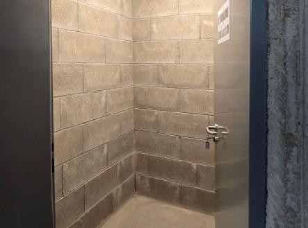 20251016-093737.jpg | Pronájem - skladovací prostor, 2 m²